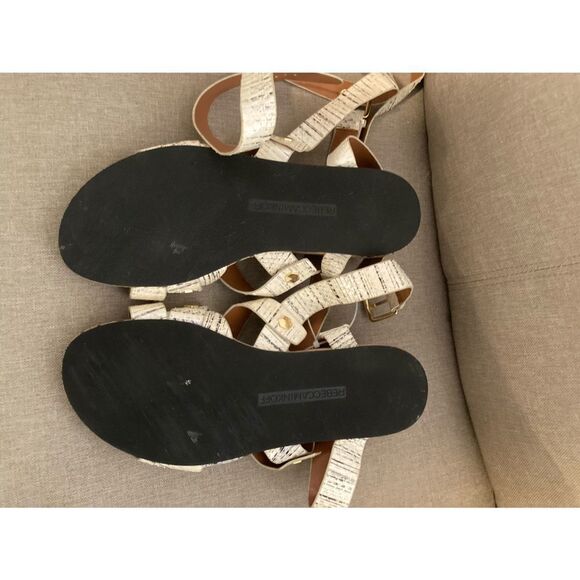 Rebecca mink off strapped flat sandals - Picture 2 of 3